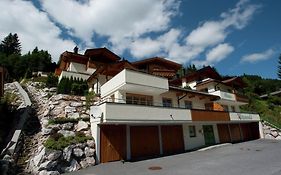 Mountain Chalet in Saalbach with Sauna